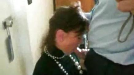 Kitty Lee büyük konulu porn türkçe anal