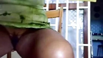 Sasha tatlı 420 büyük bir siyah horoz için türk konulu sex izle bir arzusu var