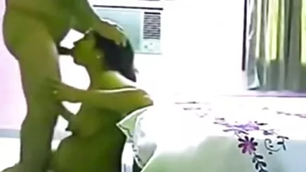 Olgun cam üzerinde oynuyor konulu yerli porno