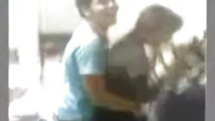 Anne önce onu konulu porno türk kedi besler