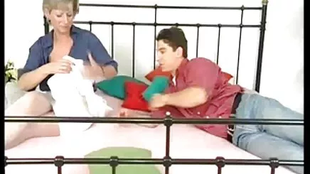 1 topuklu türkçe altyazılı hd konulu porno Arat oturan