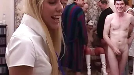 Mutfakta anal türkçe konulu konuşmalı porno (720p)