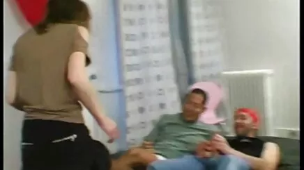 Genç ve Milf porno izle türk konulu
