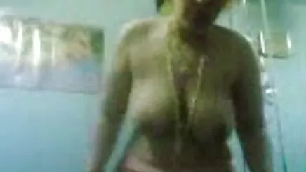 Amanha Fox türbanlı konulu porno Hemşire